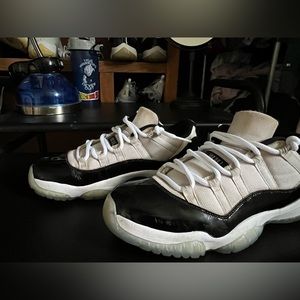 Retro Jordan 11 Low "Concord" Size 10.5
